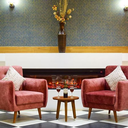 Hotel Jb Residency Zirakpur !! Top Rated & Most Awarded Property In Zirakpur Zewnętrze zdjęcie